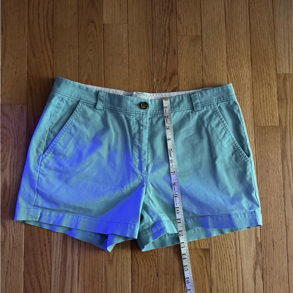 LL Bean Signature women’s 10 cotton stretch shorts.  Warn/washed once. - Picture 3 of 5